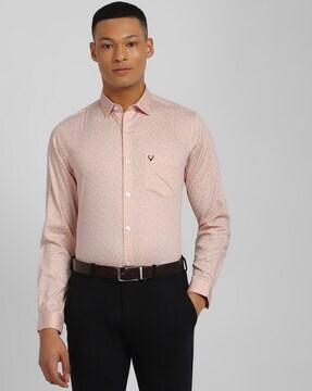 men micro print slim fit shirt with patch pocket