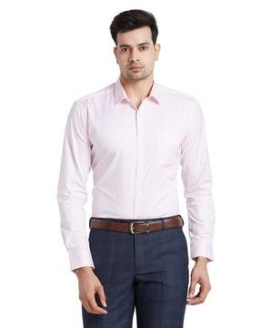 men micro print slim fit shirt with patch pocket