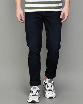 men mid-rise jeans with 5-pocket styling