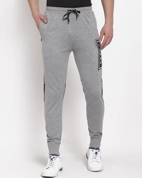 men mid-rise joggers with elasticated drawstring waist