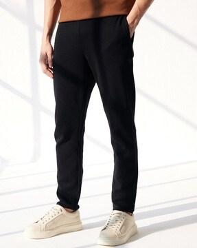 men mid rise joggers with elasticated waist