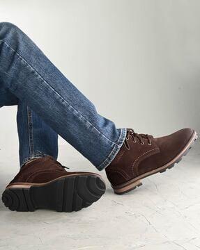 men mid-top lace-up boots