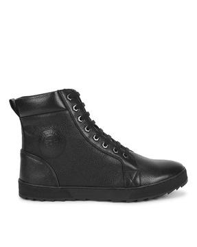 men mid-top lace-up shoes