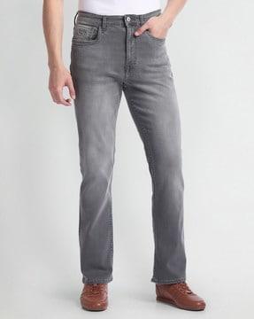 men mid-wash bootcut jeans