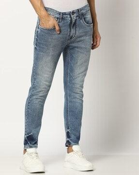 men mid-wash cropped fit jeans