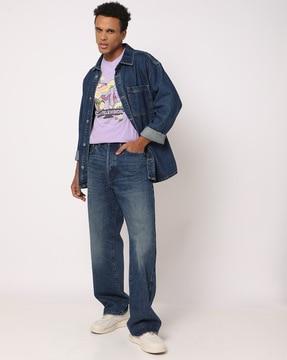 men mid-wash relaxed fit jeans