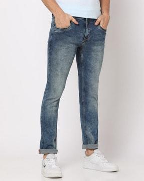 men mid-wash slim fit jeans