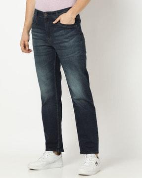 men mid-wash straight fit jeans