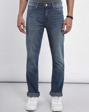 men mid washed relaxed jeans