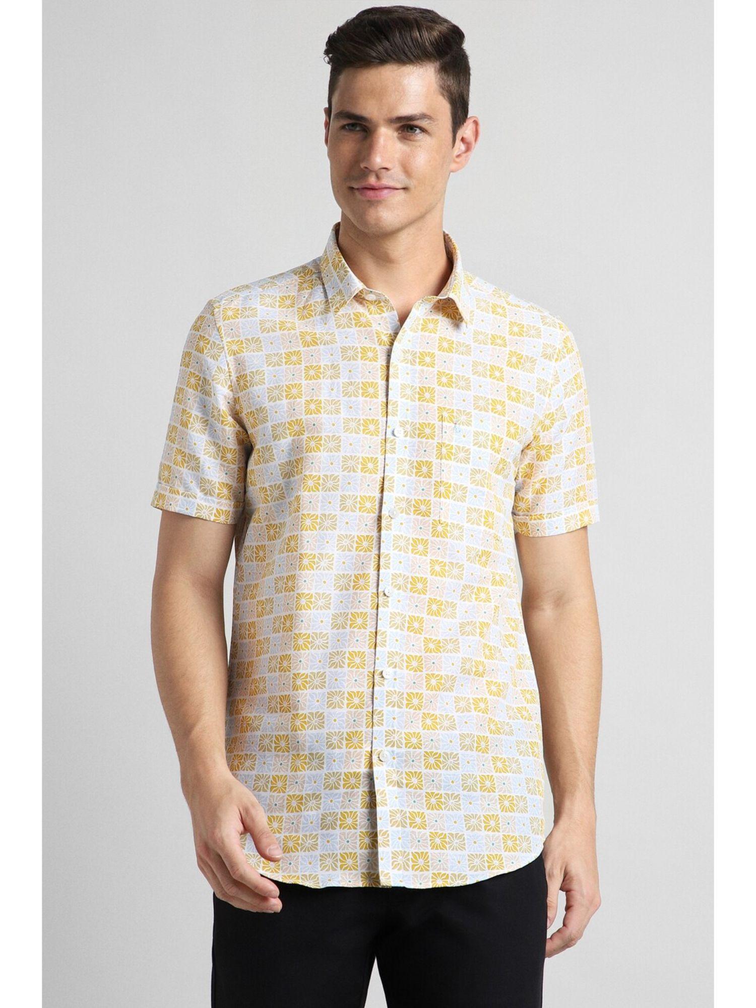 men multi-color printed half sleeves casual shirt