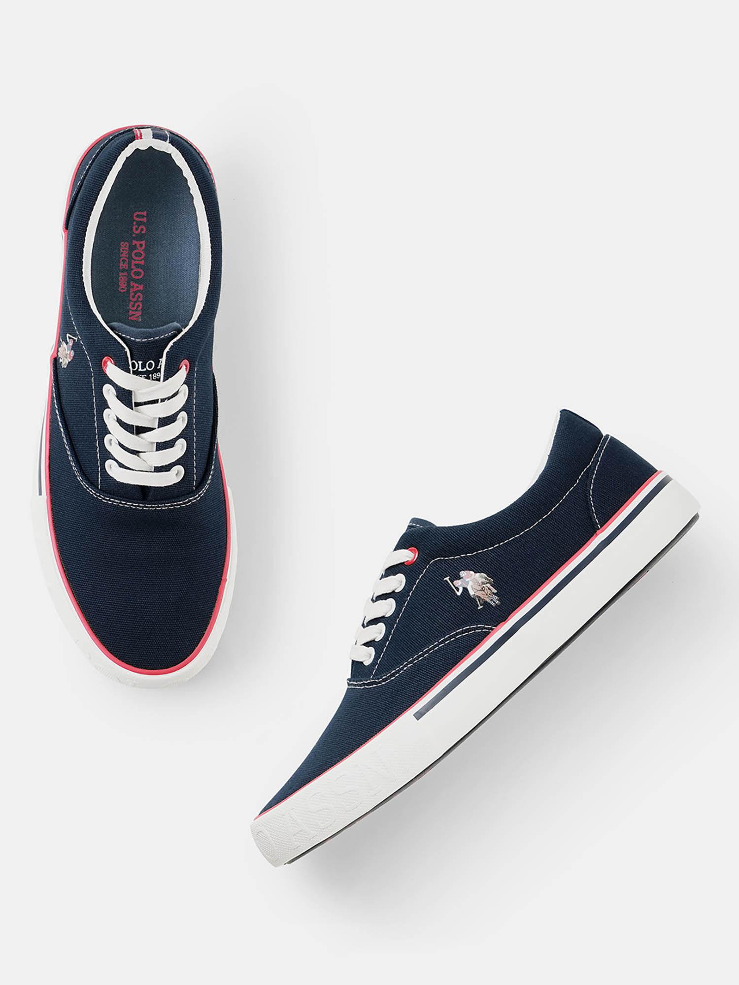 men navy clyde sneaker