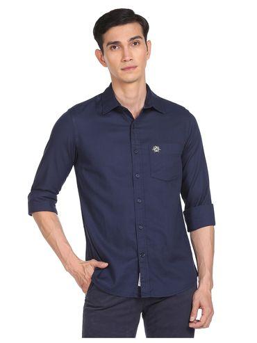 men navy regular fit solid casual shirt