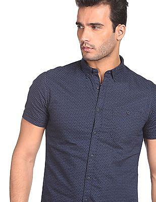 men navy short sleeve printed casual shirt