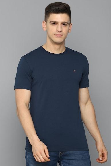 men navy solid crew neck t-shirt