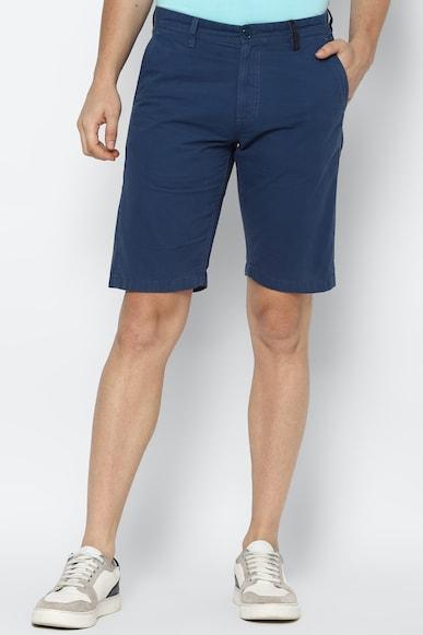 men navy solid slim fit shorts