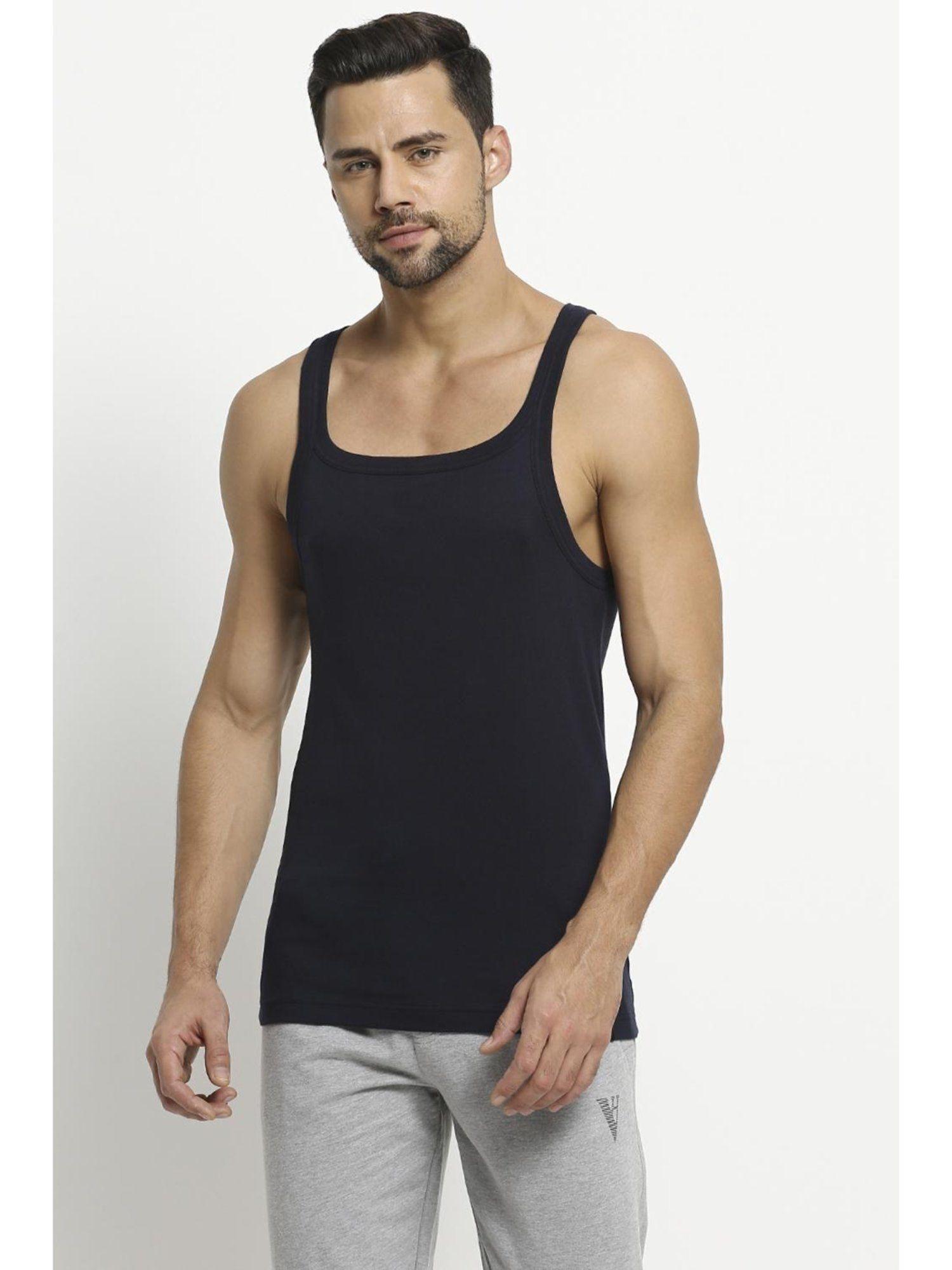 men navy solid vest