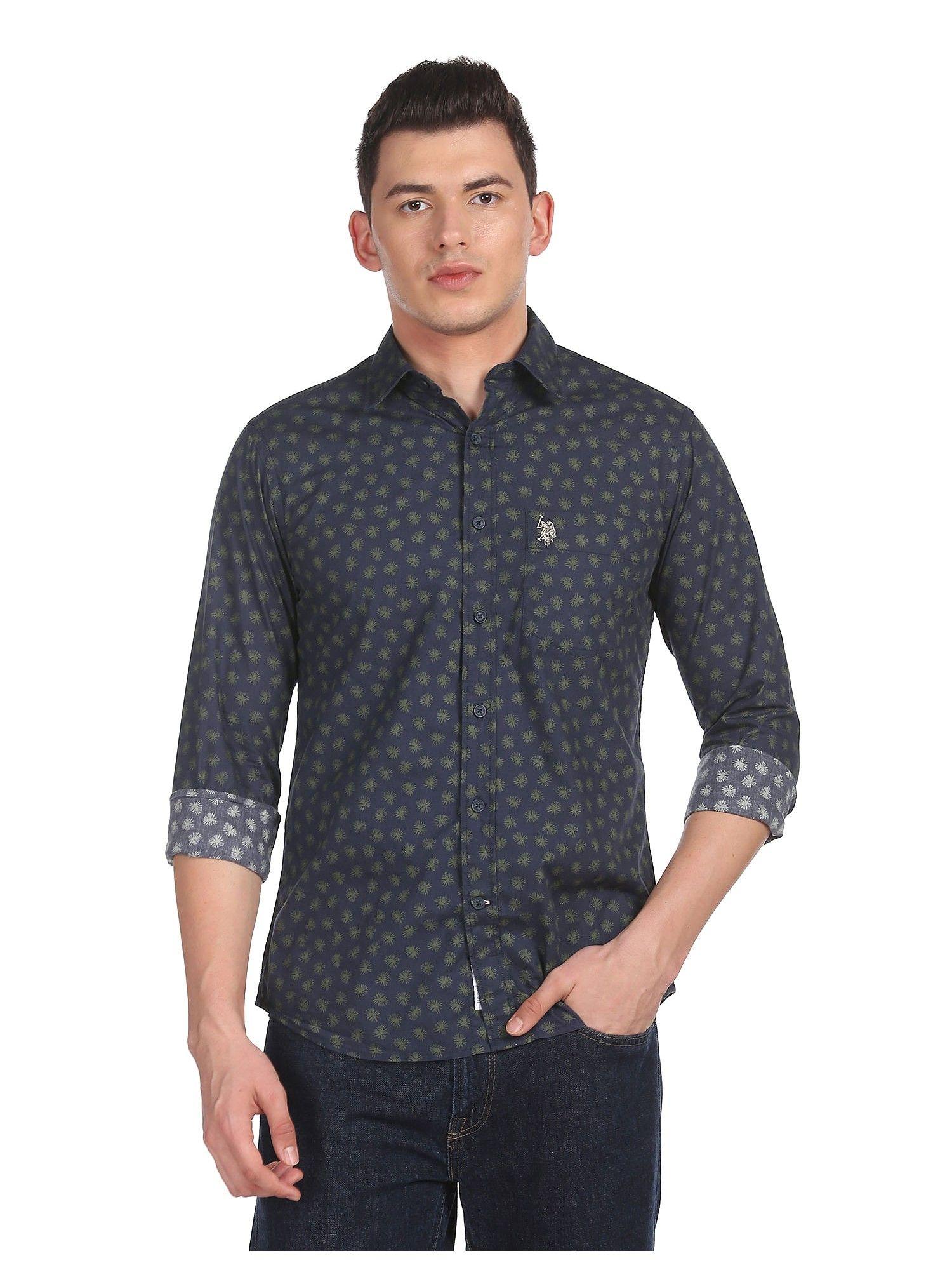 men navy spread collar printed casual shirt