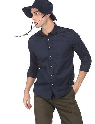 men navy spread collar solid casual shirt