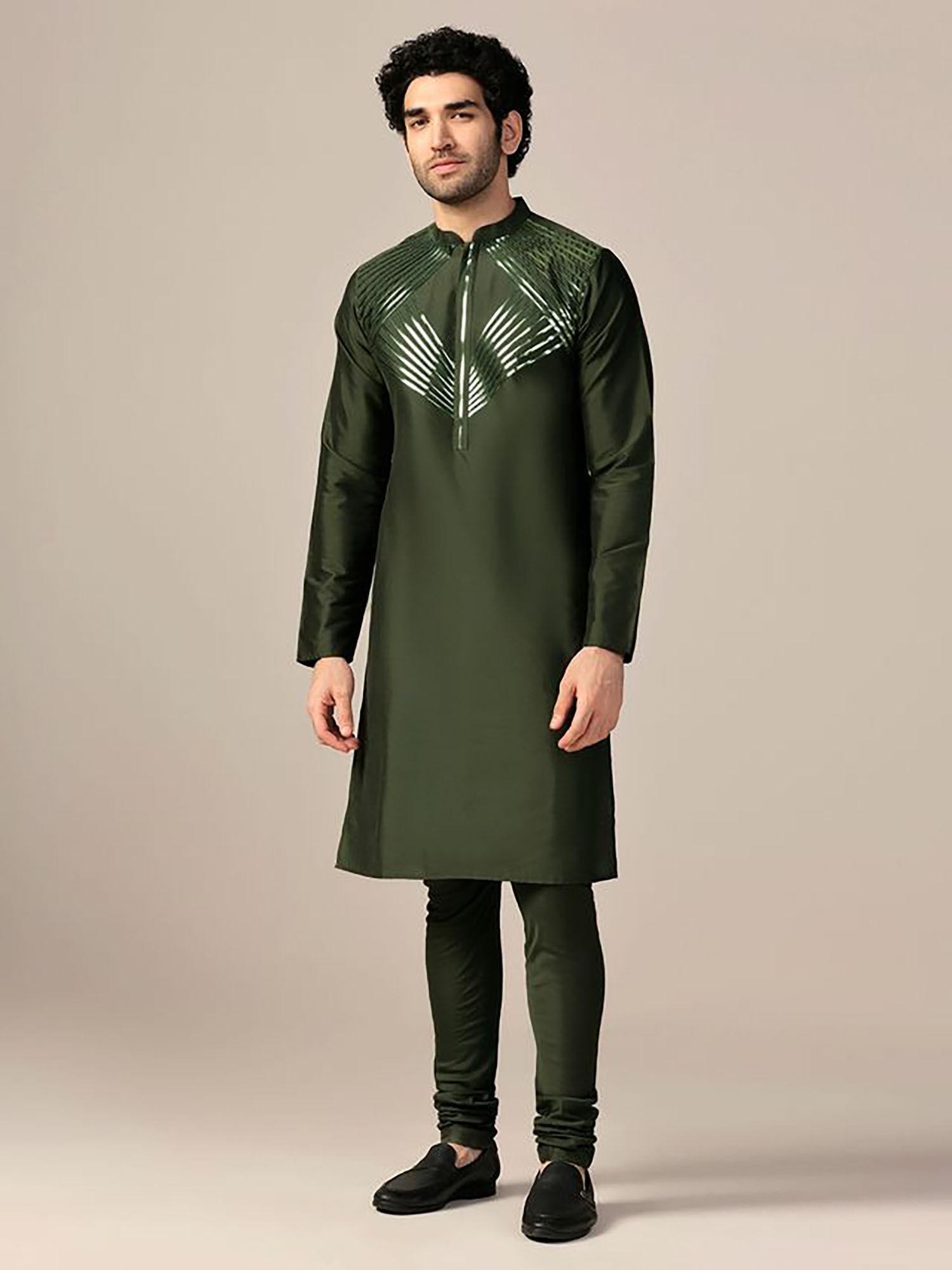 men olive kurta and churidar (set of 2)