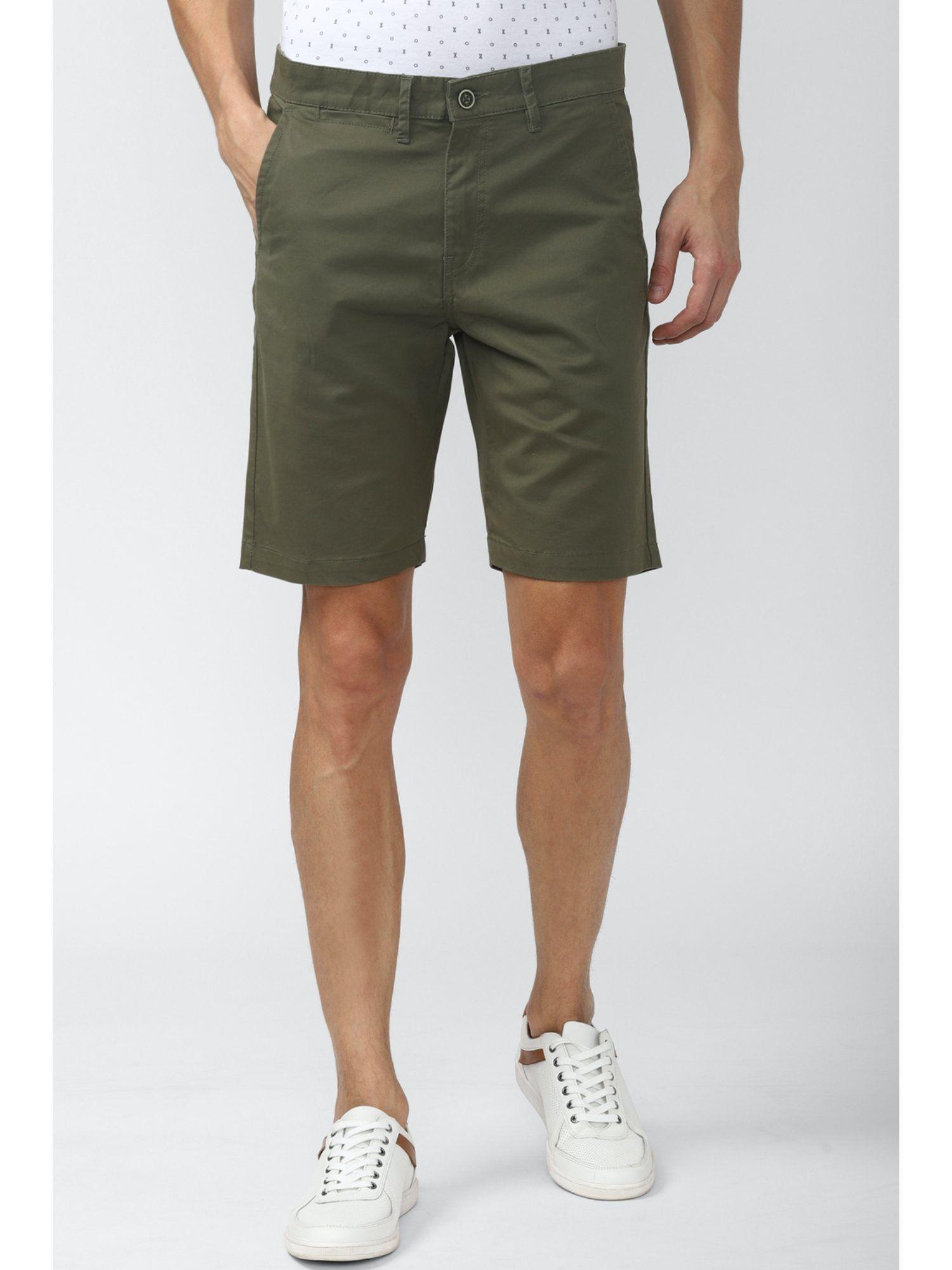 men olive shorts