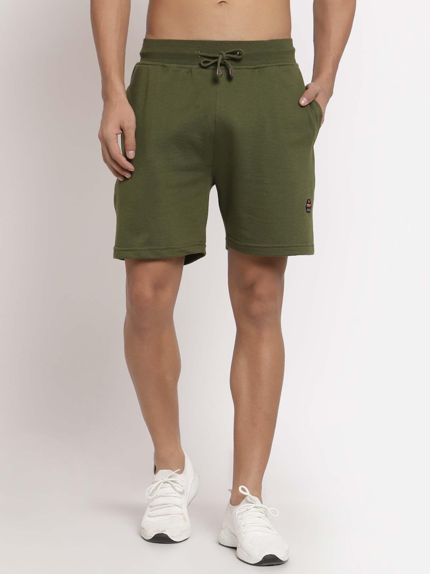 men olive solid shorts