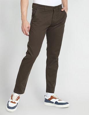 men olive solid twill trousers