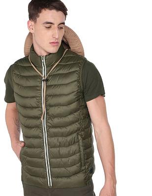 men olive stand collar sleeveless solid puffer jacket