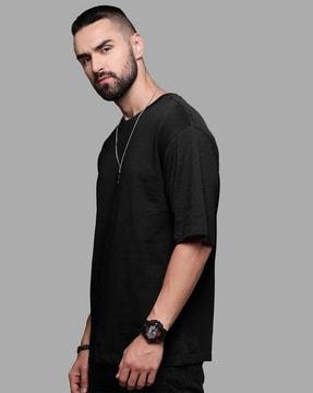 men oversized fit round-neck t-shirt