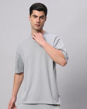 men oversized fit round-neck t-shirt