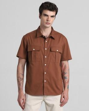 men oversized fit shirt with flap pockets