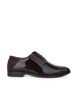 men oxfords with lace fastening