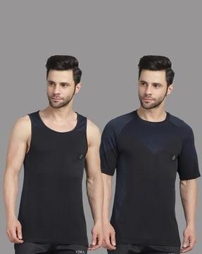 men pack of 2 printed slim fit round-neck t-shirts