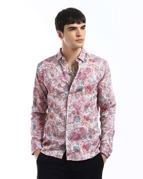 men paisley print slim fit shirt with cuffed sleeves