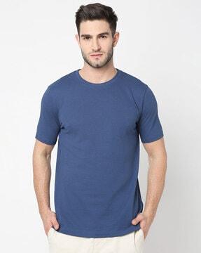 men patterned regular fit crew-neck t-shirt