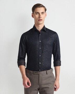 men patterned sateen relaxed fit shirt with patch pocket