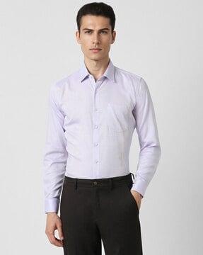 men patterned slim fit shirt with patch pocket