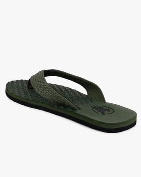 men patterned thong-strap flip-flops