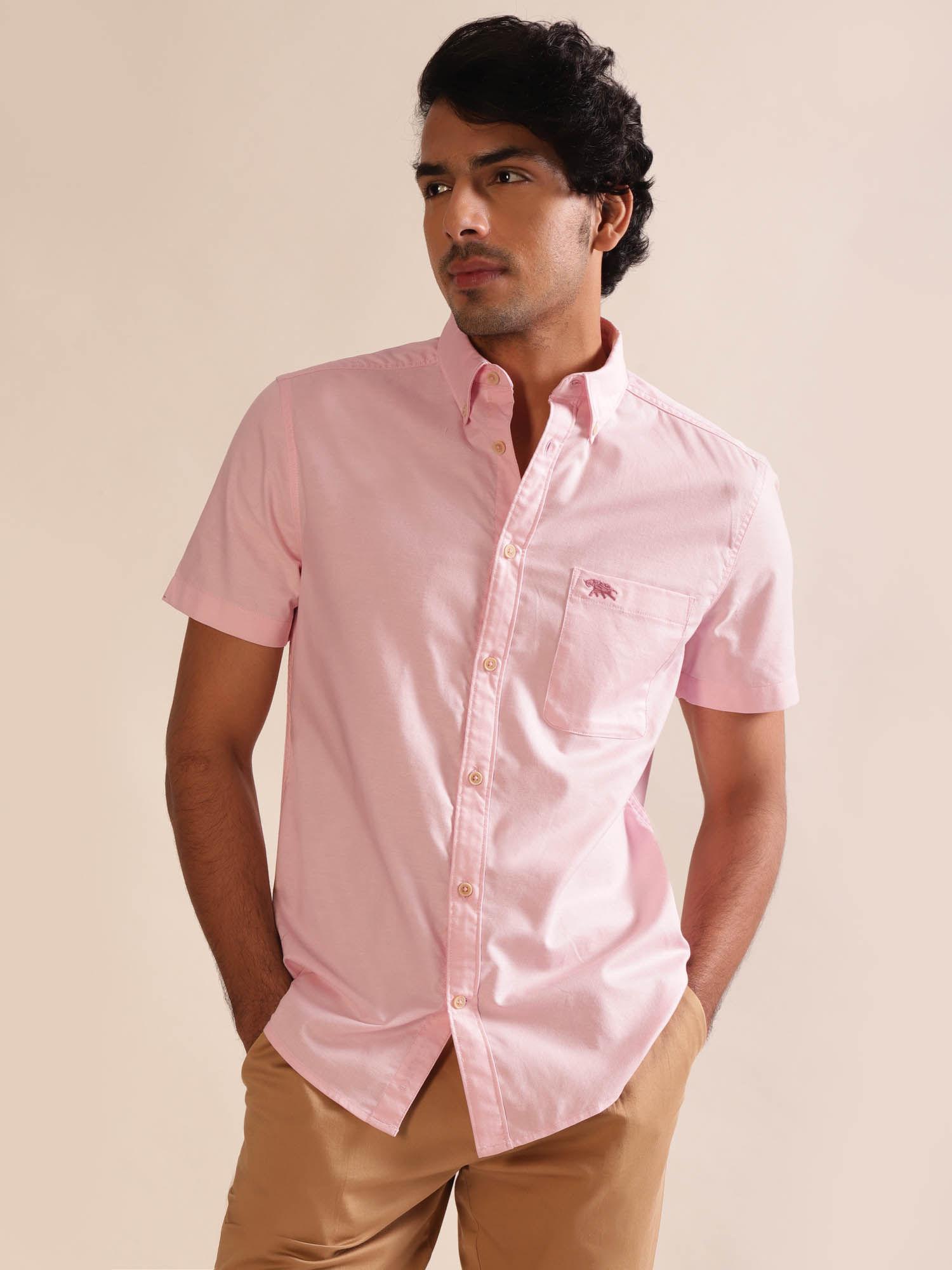 men pink oxford half sleeve patch pocket casual shirt