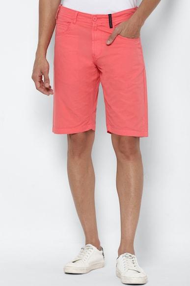 men pink solid slim fit shorts