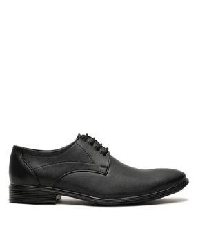 men pointed-toe lace-up derbys