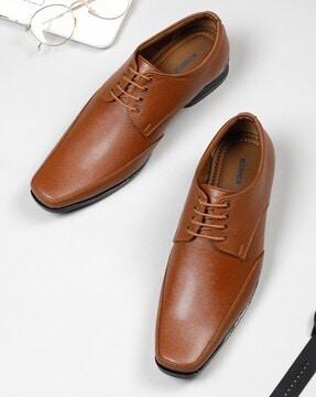 men pointed-toe lace-up derbys