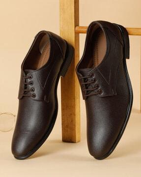 men pointed-toe lace-up derbys