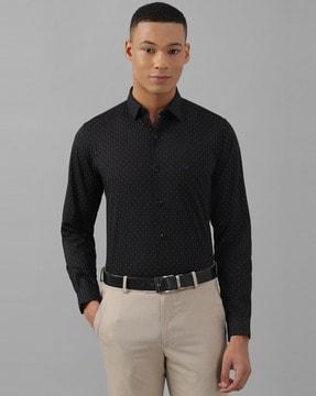 men polka-dot slim fit shirt with patch pocket