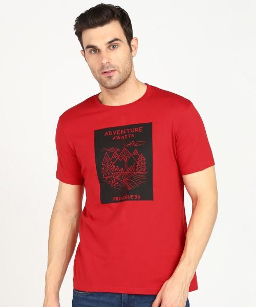 men printed, typography round neck cotton blend red t-shirt