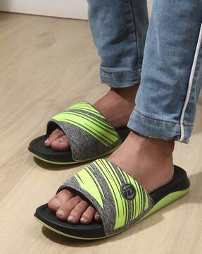 men printed open-toe flip-flops