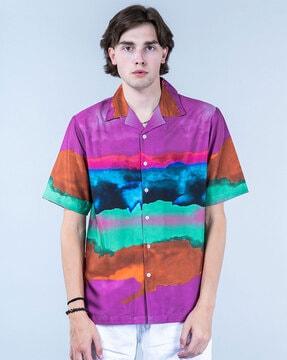 men printed oversized fit shirt with notched lapel