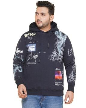 men printed regular fit hoodie