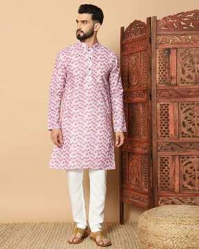 men printed regular fit long kurta with insert pcokets