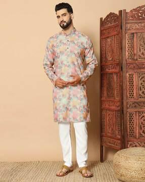 men printed regular fit long kurta with insert pcokets