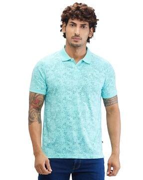 men printed regular fit polo t-shirt with short sleeves